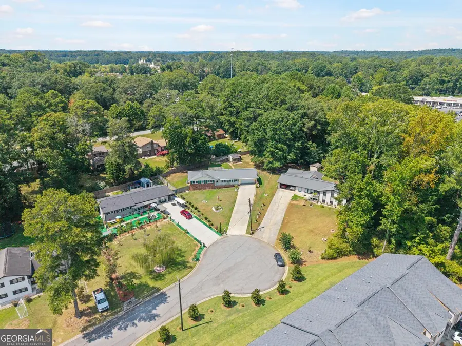 393 Greenleaf Court Nw, Lilburn, GA 30047 - #2