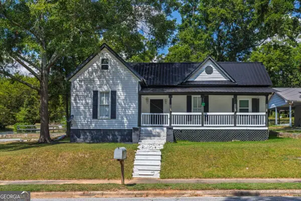 234 S Thomas Street, Elberton, GA 30635