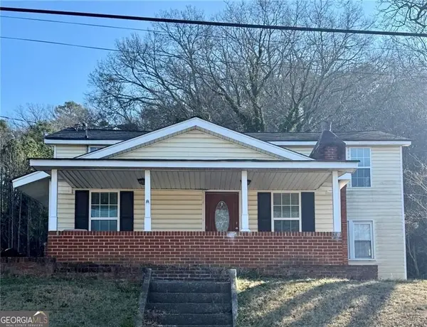 709 College Street, Calhoun, GA 30701