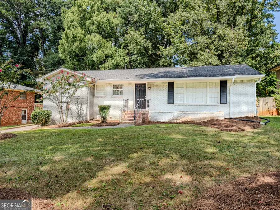 3532 Dial Dr, Stone Mountain, GA 30083 - #2