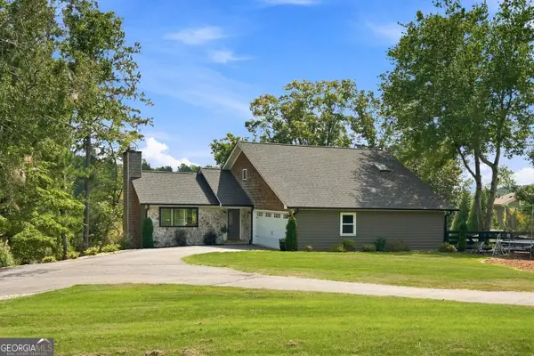 8915 Bay Lane, Gainesville, GA 30506