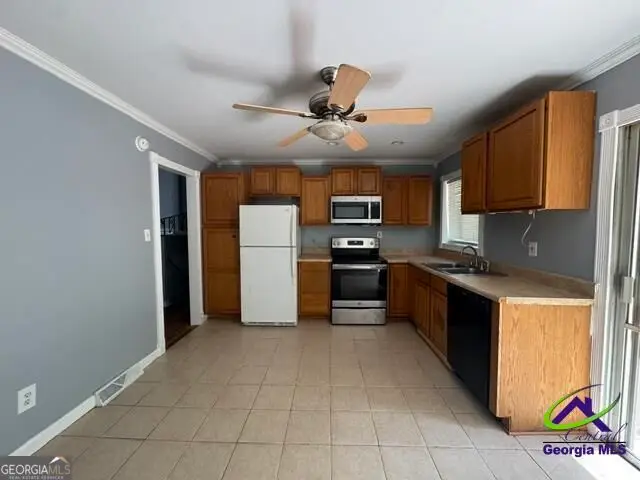 111 Glendale Court, Warner Robins, GA 31088 - #2