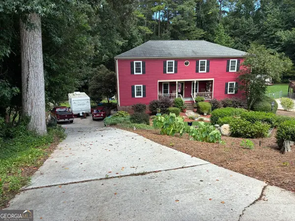 144 Shadow Lake Drive Sw, Lilburn, GA 30047