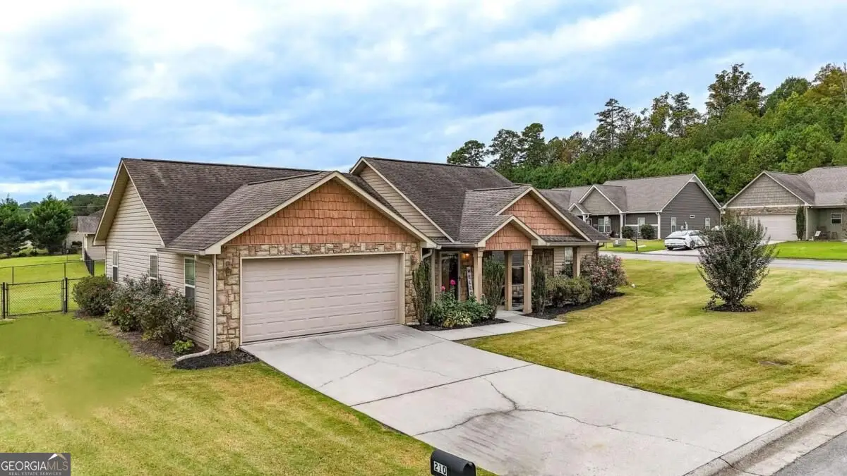 210 Madison Drive Sw, Calhoun, GA 30701 - #1