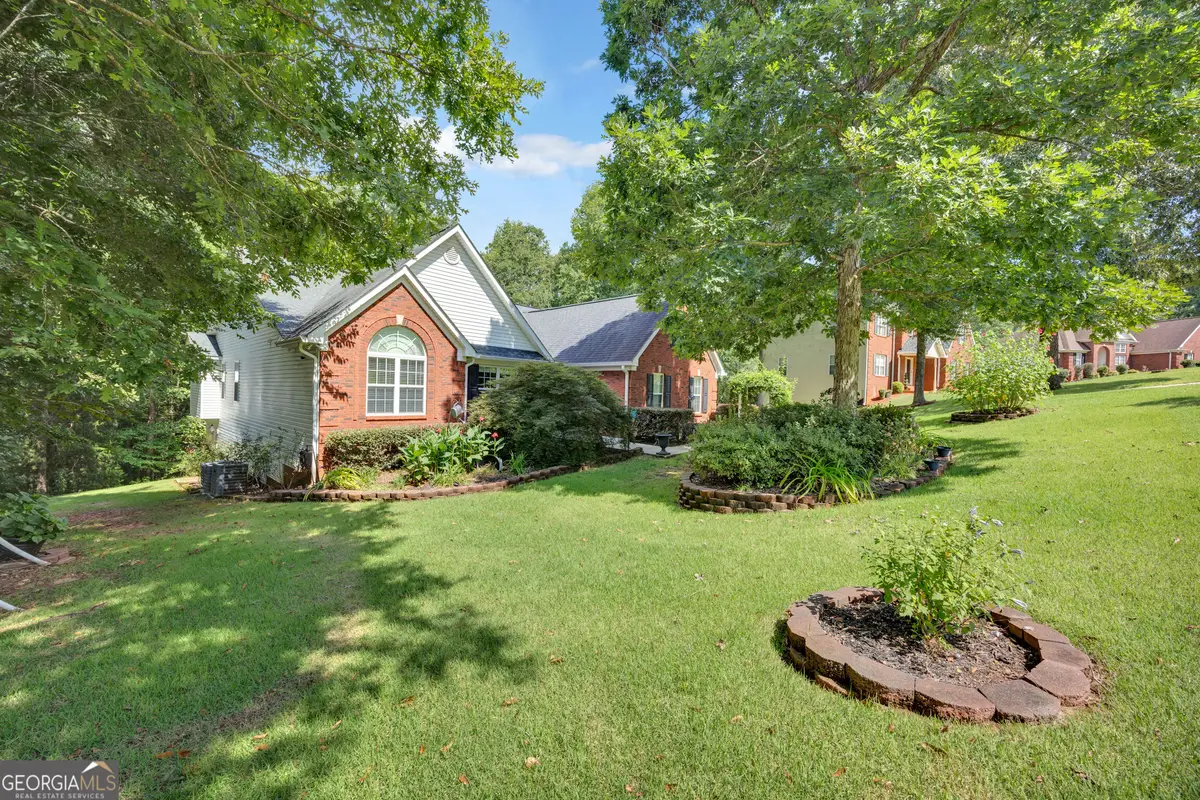 40 Woodcrest Avenue, Covington, GA 30016 - #1
