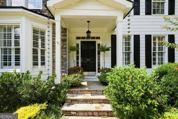 209 Brighten Court, Alpharetta, GA 30004