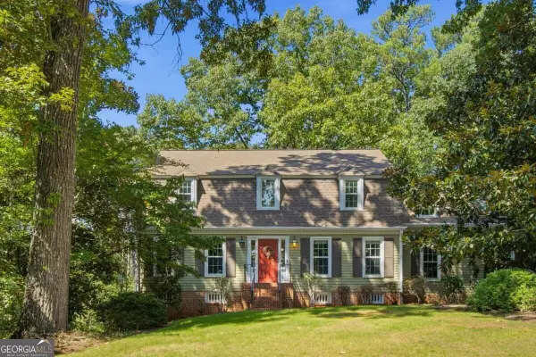 5087 Pine Bark Circle, Dunwoody, GA 30338
