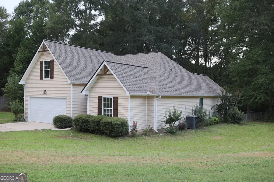 61 Concord Court N, Concord, GA 30206 - #3