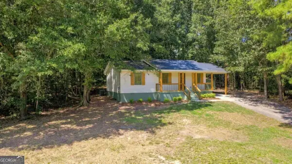 131 Hummingbird Lane Se, Calhoun, GA 30701