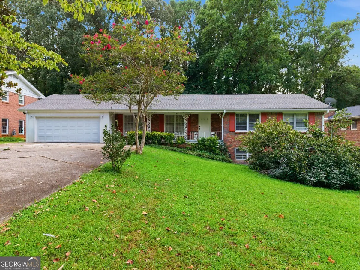 4367 Abingdon Drive, Stone Mountain, GA 30083 - #1