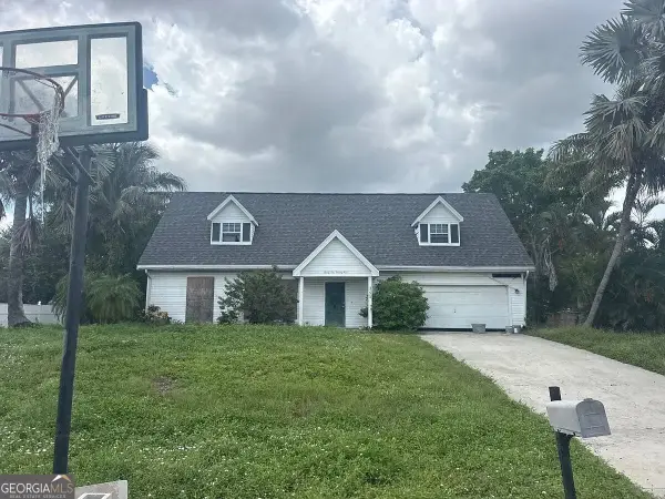 3224 NW Juanita Place, Cape Coral, FL 33993