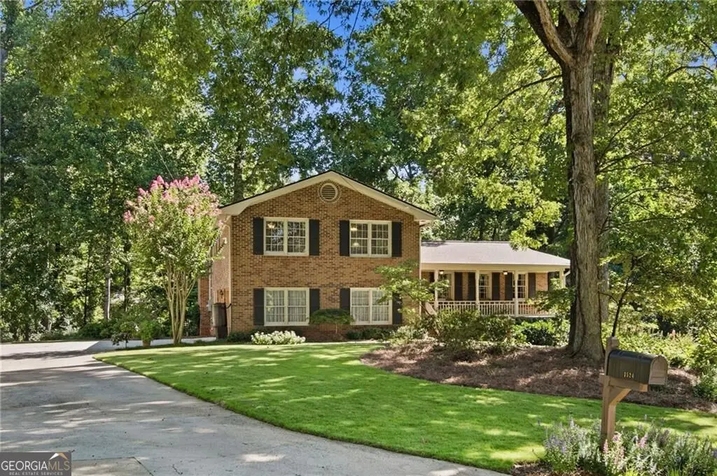 1524 Summerford Court, Dunwoody, GA 30338 - #1