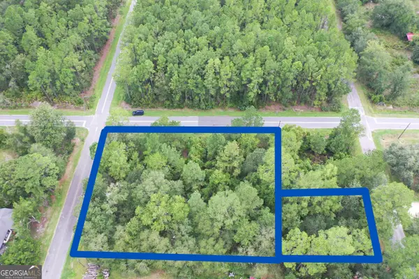 140 Pine Street, Homeland, GA 31537