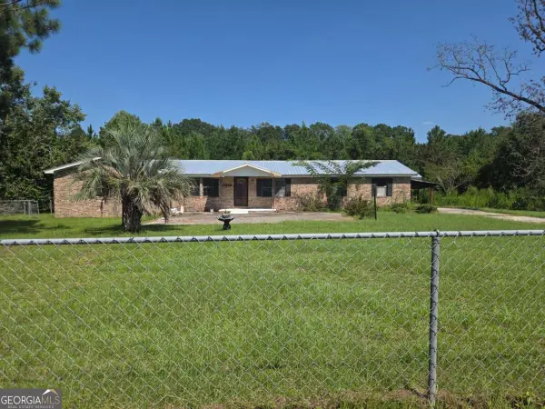 3038 Armor Road, Offerman, GA 31556