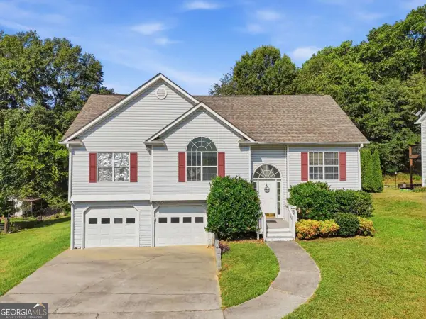104 Twin Oaks Drive, Calhoun, GA 30701