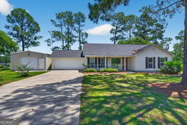 179 Forest Hills Drive, Douglas, GA 31535