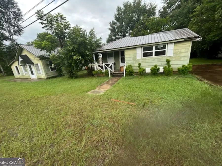 990 S Main Street, Blakely, GA 39823 - #2