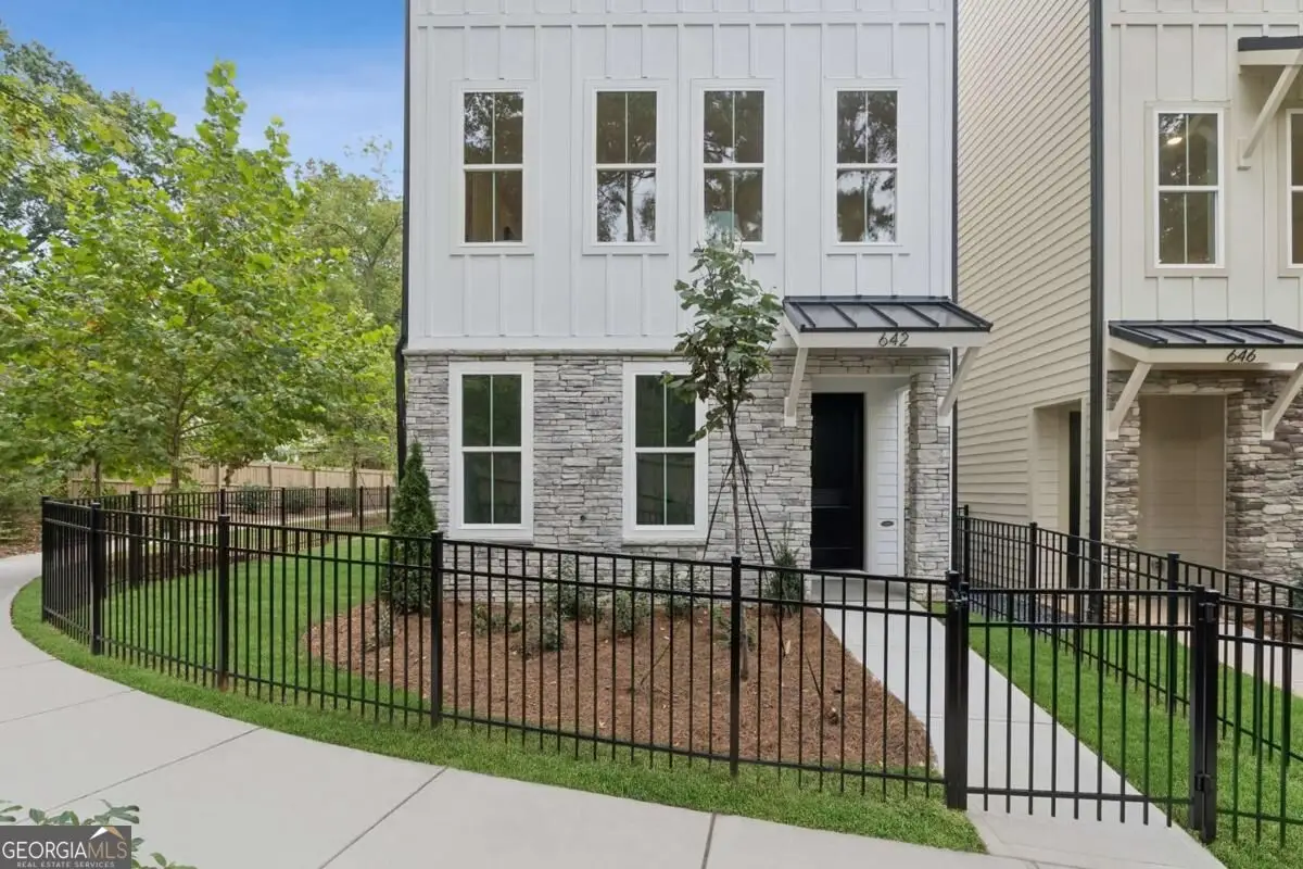 642 Memphis Drive, Scottdale, GA 30079 - #1