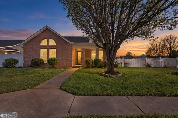 87 Park Ln, Warner Robins, GA 31093