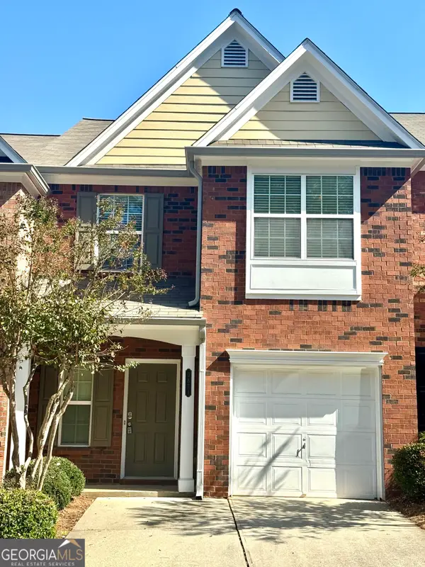 3871 Pleasant Oaks Drive, Lawrenceville, GA 30044