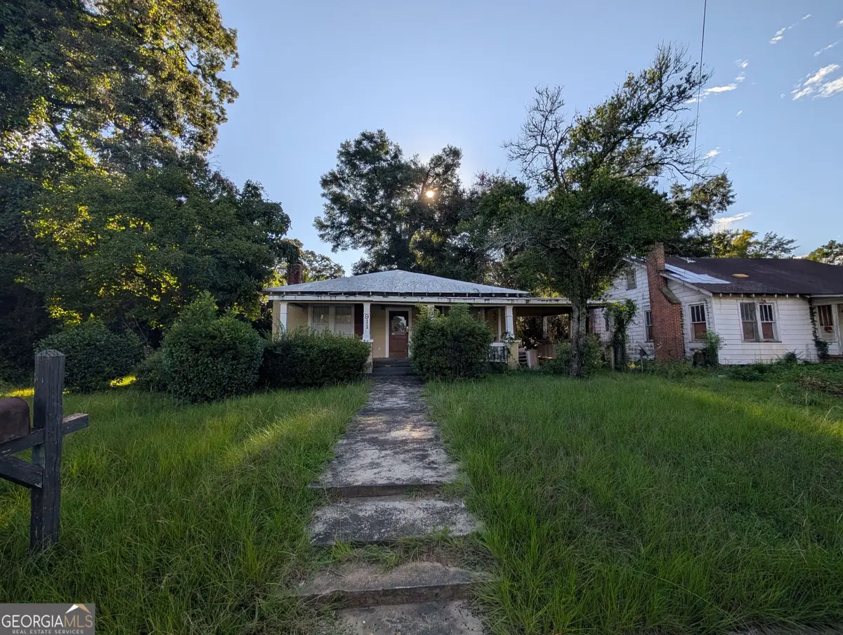 911 Anderson Street, Bainbridge, GA 39819 - #1