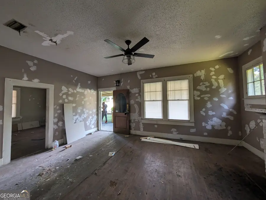 911 Anderson Street, Bainbridge, GA 39819 - #2