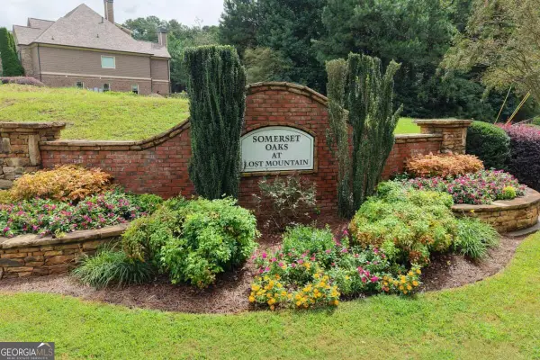 111 Catesby Road, Powder Springs, GA 30127
