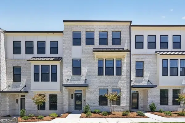 627 Oak Bluff Drive, Cumming, GA 30040