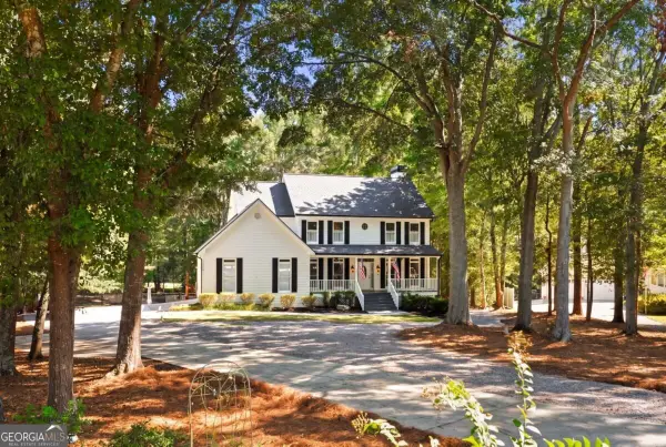 3256 Fieldcrest Road, Loganville, GA 30052