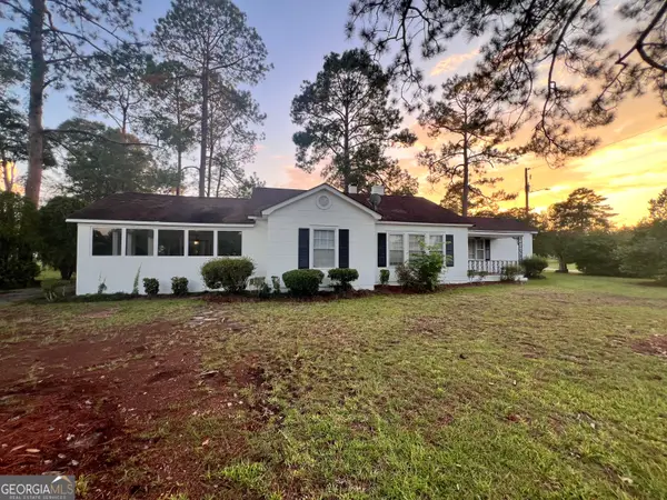 325 N Line Street, Dexter, GA 31019