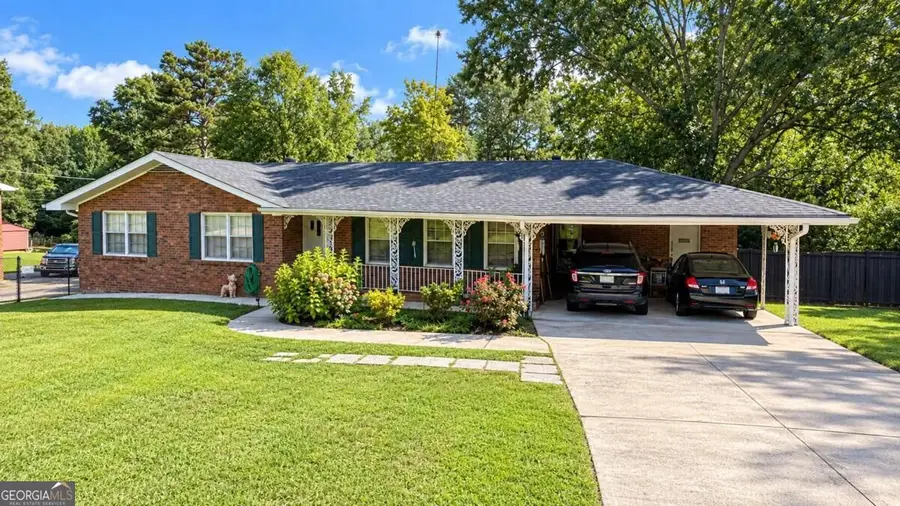304 Fayetteville Road, Fairburn, GA 30213 - #2