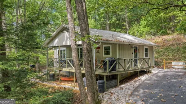 546 Happy Hollow Circle, Suches, GA 30572