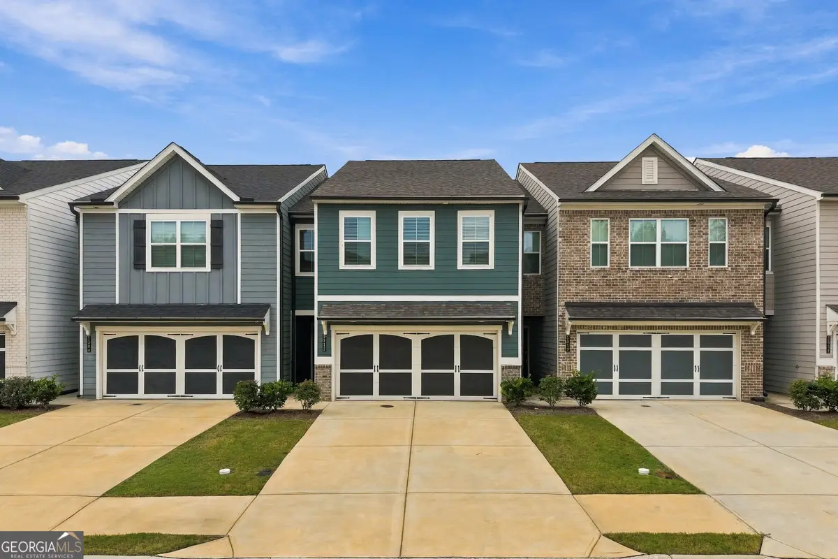 5313 Melbourne Lane, Flowery Branch, GA 30542 - #1