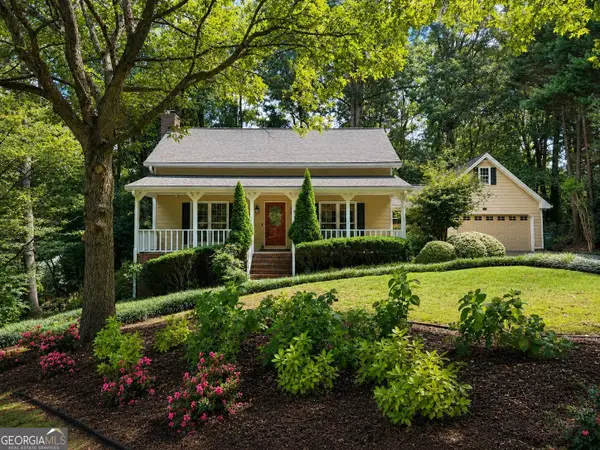 1052 Evelyn Lane, Lilburn, GA 30047