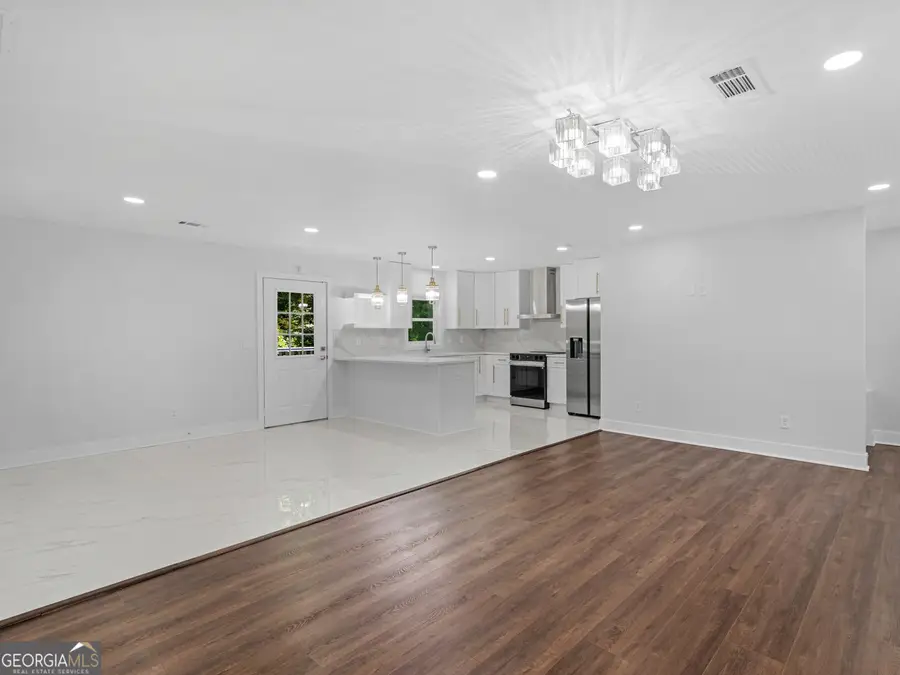 984 Morrow Road, Morrow, GA 30260 - #3