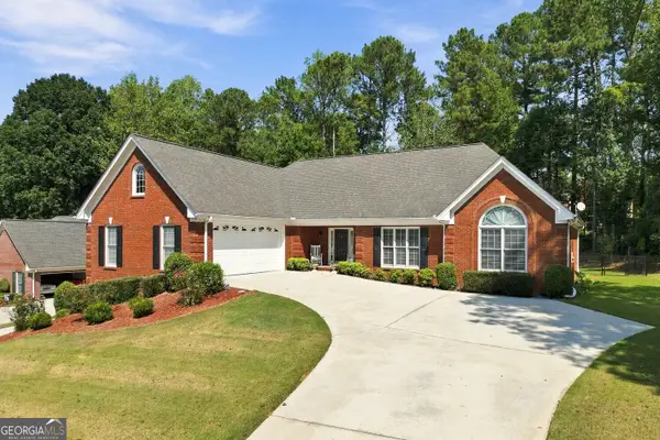 805 Ivy Ridge Drive, Loganville, GA 30052