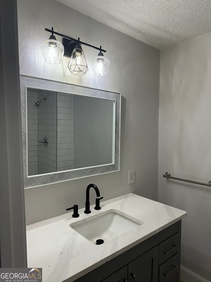 60 Edwards Street, Griffin, GA 30223 - #2