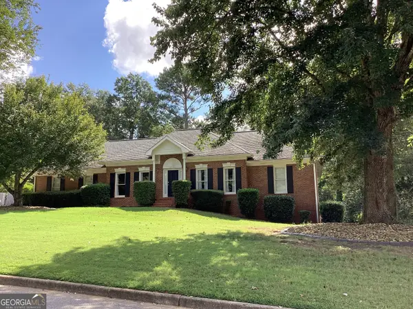 2300 Whispering Pines Lane, McDonough, GA 30253