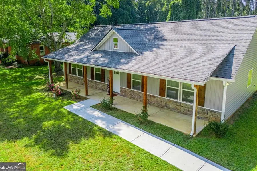 165 N Carroll Street, Bowdon, GA 30108 - #3