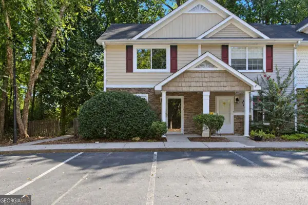 208 Park Street #107, Dallas, GA 30132