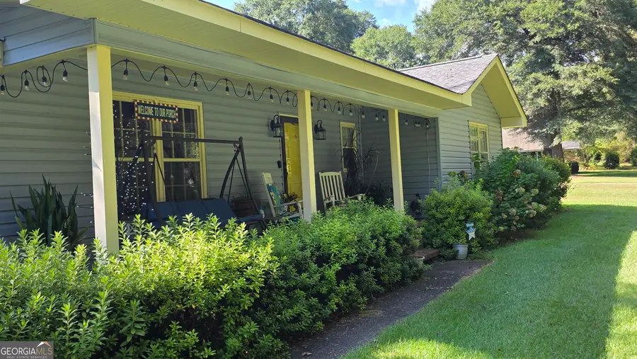 932 W Tanglewood Drive, Dublin, GA 31021 - #3