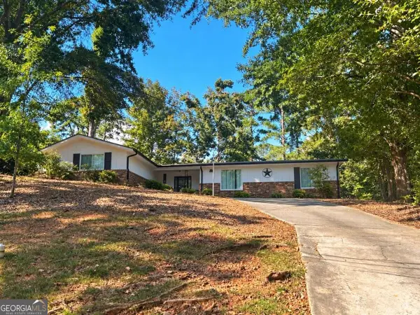 1314 N Cliff Valley Way Ne, Brookhaven, GA 30319