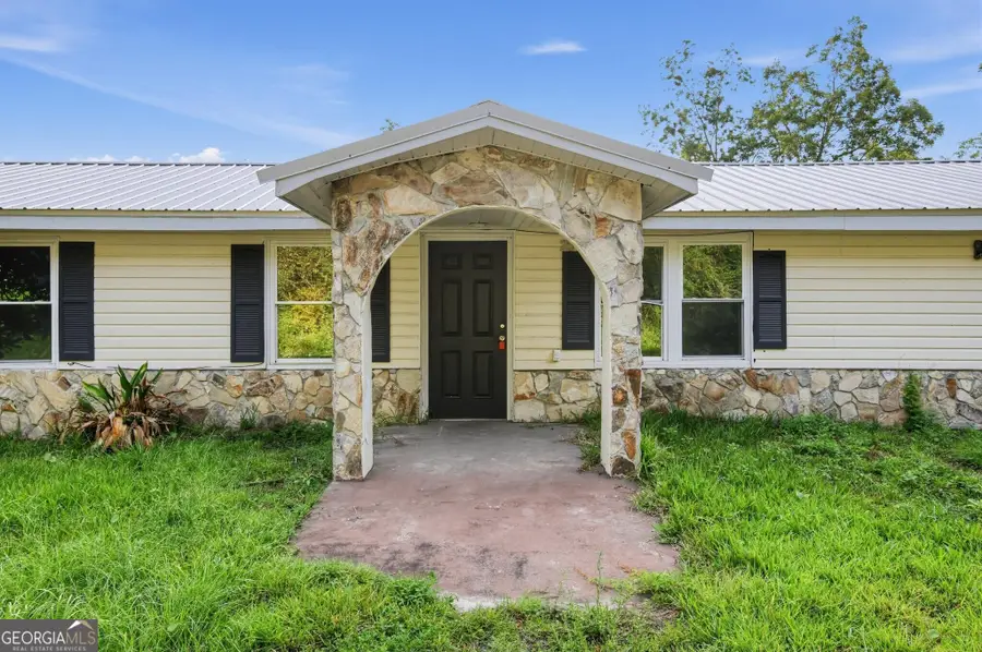 2519 6th Avenue, Waycross, GA 31503 - #2