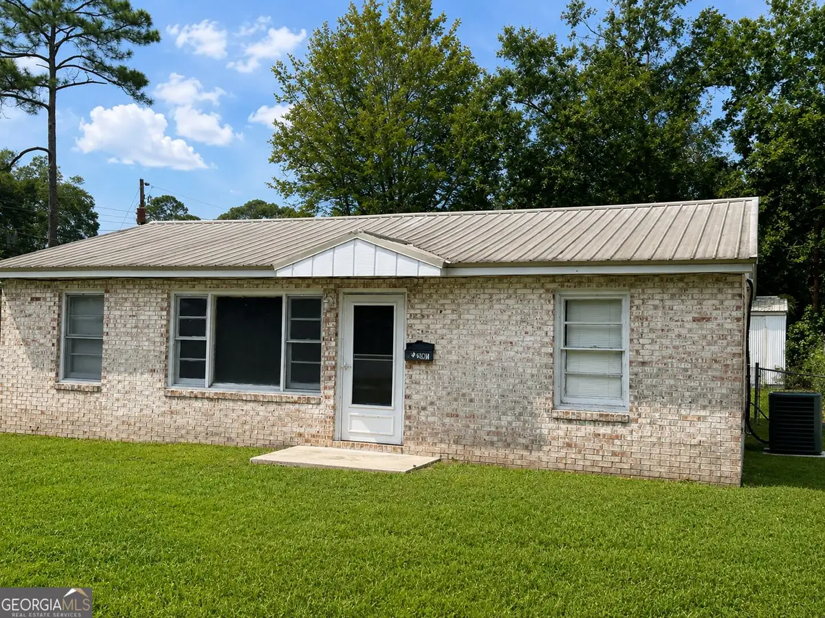 2201 Tebeau Street, Waycross, GA 31501 - #1
