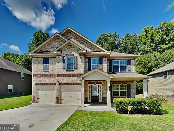 759 Rolling Downs Drive, Loganville, GA 30052