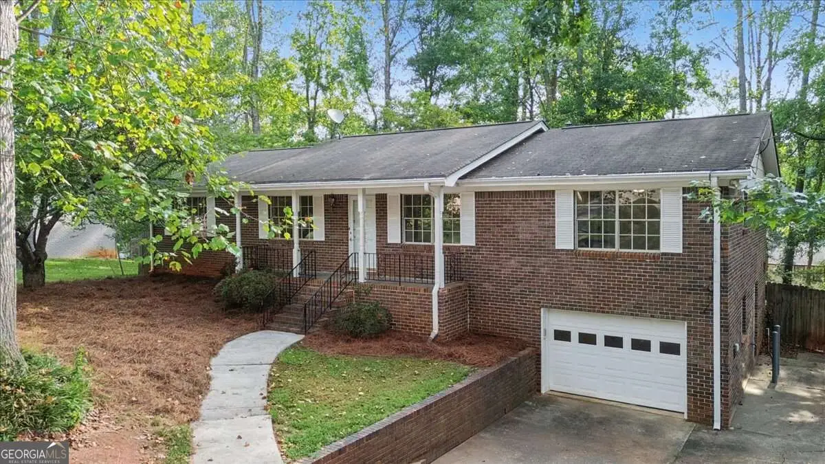 3915 Green Forest Lane Se, Smyrna, GA 30082 - #1
