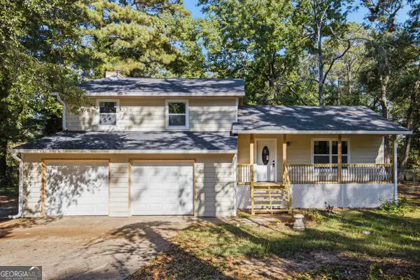 208 Fairview Point, Ellenwood, GA 30294
