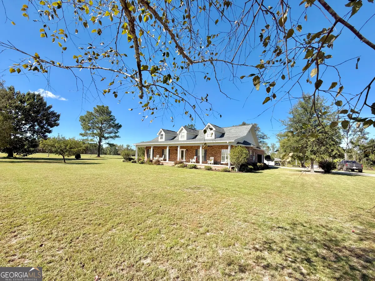 64 Lawton Crosby Road, Hazlehurst, GA 31539 - #1