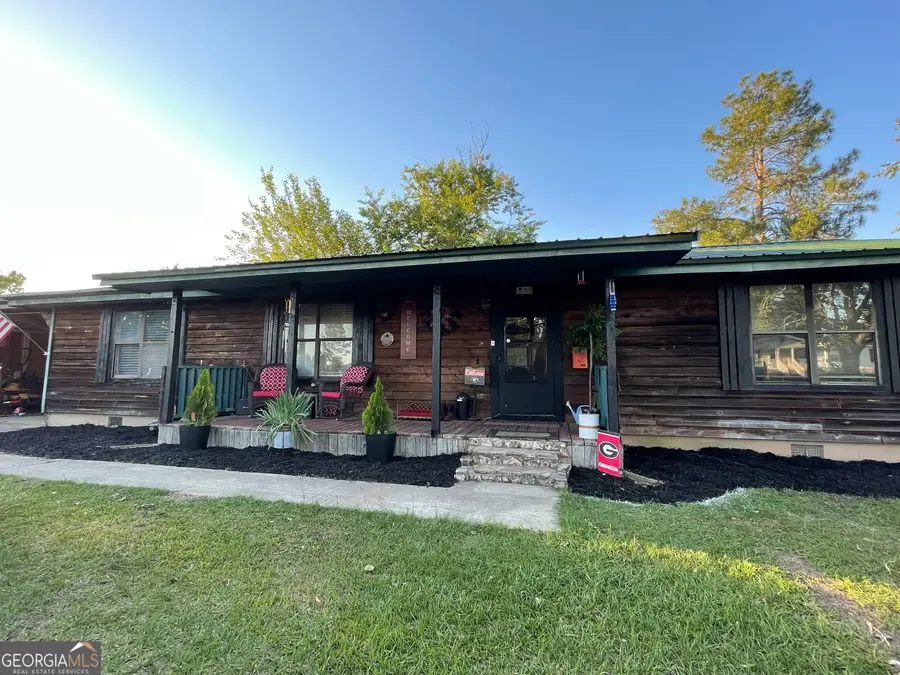 103 Dove Street, Cordele, GA 31015 - #2