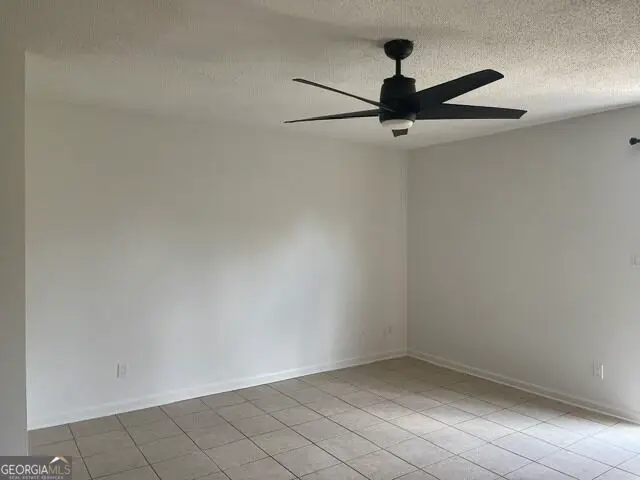 3925 Mountain View Dr #F4, Oakwood, GA 30566 - #3